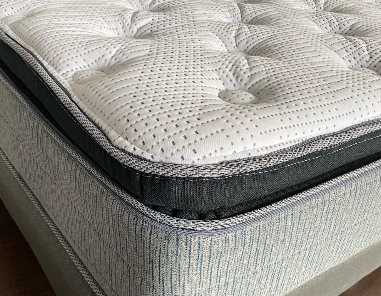 Serta PERFECT SLEEPER HYBRID Renewed Euro Pillow Top