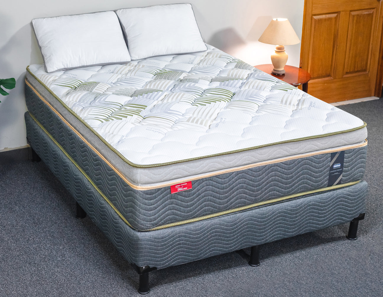 Luxurious Euro Top Luxury Firm